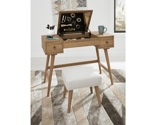 Thadamere Vanity with Stool