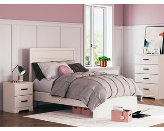 Stelsie Full Panel Bed