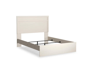 Stelsie Queen Panel Bed