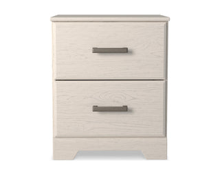 Stelsie King Panel Bed, Chest and Nightstand