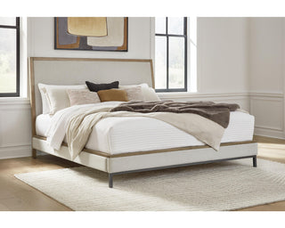 Tomtyn King Upholstered Bed