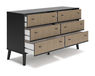 Charlang Dresser