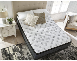 Ultra Luxury ET with Memory Foam Queen Mattress