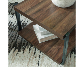 Trindwick Table (Set of 3)