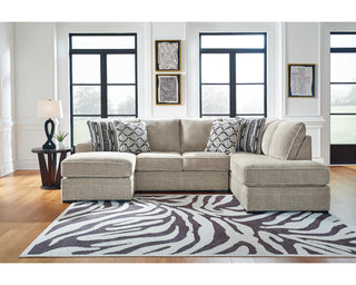 Calnita 2-Piece Sectional with Chaise
