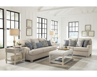 Traemore Loveseat