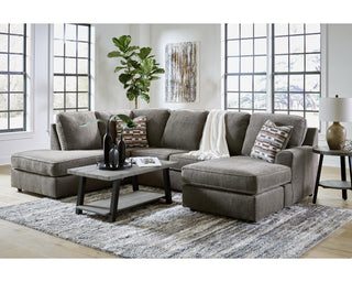 O'Phannon 2-Piece Sectional with Chaise