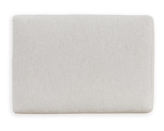 Maitelynn Ottoman