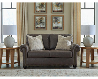 Roxmere Loveseat