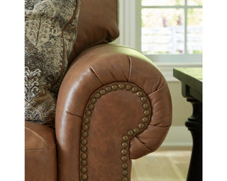 Carianna Loveseat