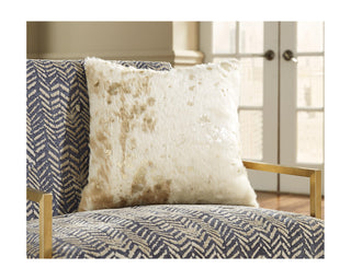 Landers Pillow (Set of 4)