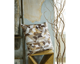 Adamund Pillow (Set of 4)