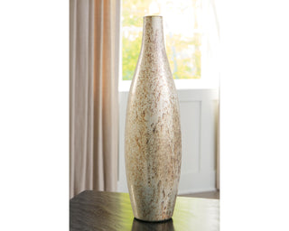 Plawite Vase