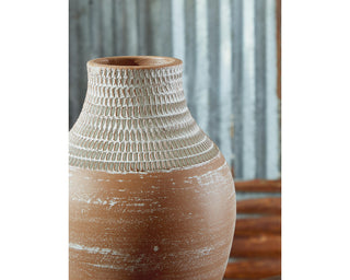 Reclove Vase