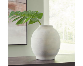 Clayson Vase