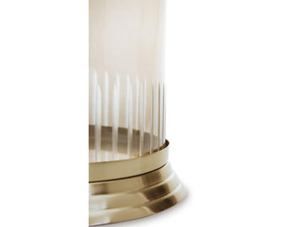 Aavinson Candle Holder