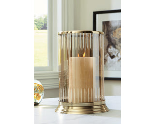 Aavinson Candle Holder