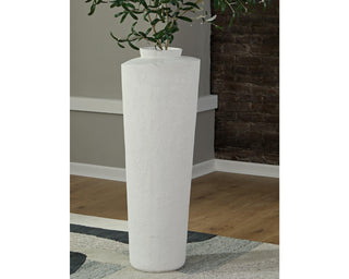 Flurinworth Vase