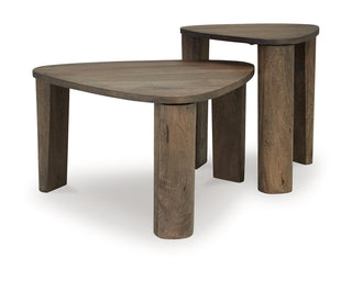 Reidport Accent Coffee Table (Set of 2)