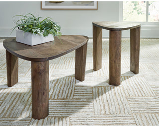 Reidport Accent Coffee Table (Set of 2)