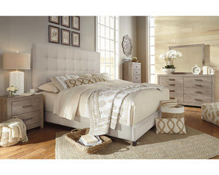 Dolante Queen Upholstered Bed