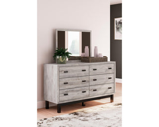 Vessalli Queen Panel Bed, Dresser and Mirror