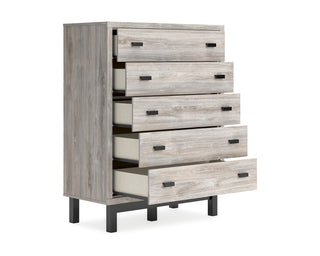 Vessalli Chest of Drawers