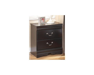 Huey Vineyard Queen Sleigh Headboard, Dresser, Mirror and Nightstand