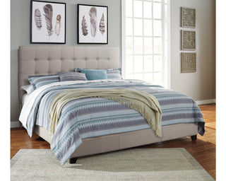Dolante Queen Upholstered Bed