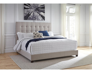 Dolante King Upholstered Bed