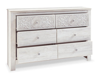 Paxberry Queen Panel Bed and Dresser