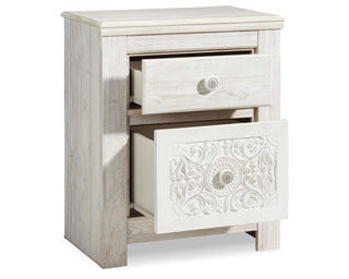 Paxberry Queen Panel Bed, Chest and Nightstand