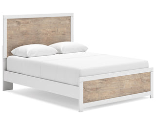 Charbitt Queen Panel Bed