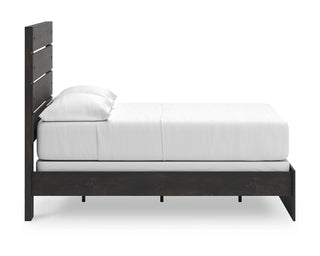Hollivern Full Panel Bed