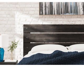 Hollivern Queen Panel Bed