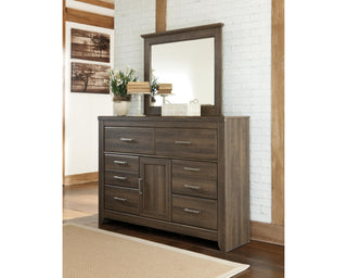 Juararo Dresser and Mirror