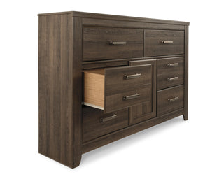 Juararo Dresser