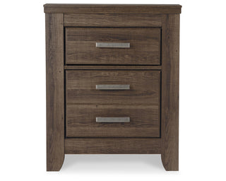 Juararo King Poster Bed, Chest and Nightstand