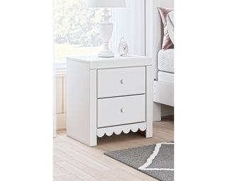 Mollviney Nightstand