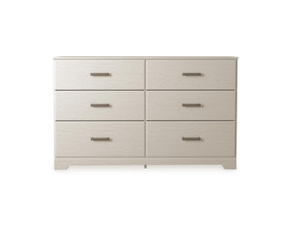 Stelsie Dresser