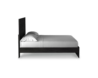 Belachime King Panel Bed