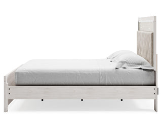 Altyra King Panel Bed