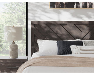 Prendonea King Panel Bed