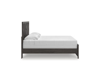 Prendonea King Panel Bed