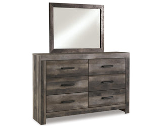 Wynnlow Queen Crossbuck Panel Bed, Dresser, Mirror and Chest