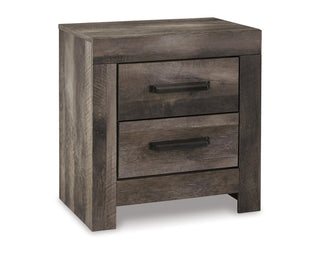 Wynnlow Queen Poster Bed, Chest and 2 Nightstands