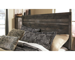 Wynnlow Queen Panel Bed