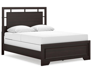 Covetown Queen Panel Bed, Dresser and Mirror