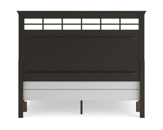 Shawbeck King Panel Bed
