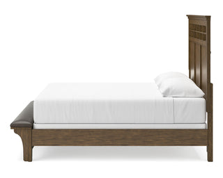 Shawbeck King Panel Bed